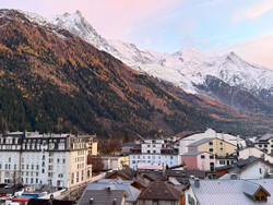 580631379_3696143277187102_80109652